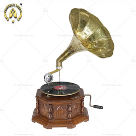 HMV Gramophone PI002