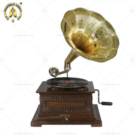 Gramophone-17