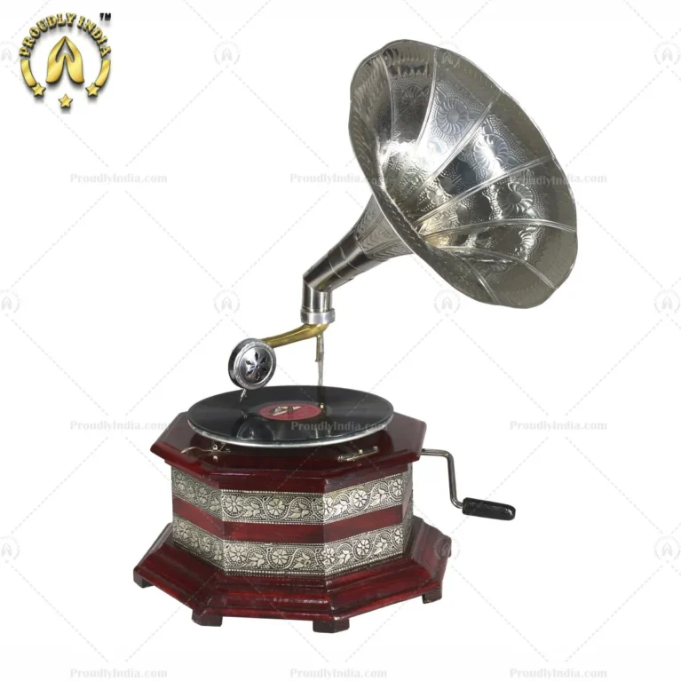 Gramophone-1