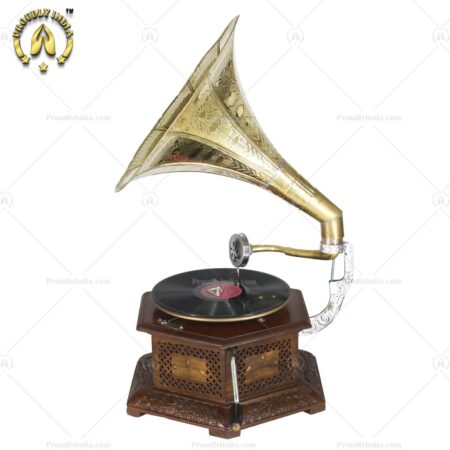 Gramophone-4