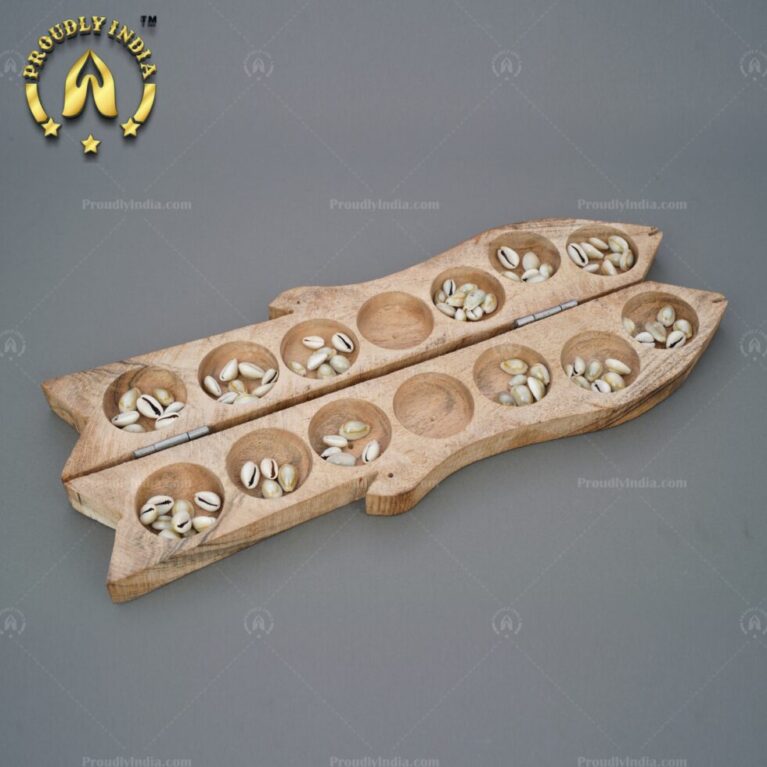 Wooden Fish Pallanguzhi with Sea Shells.