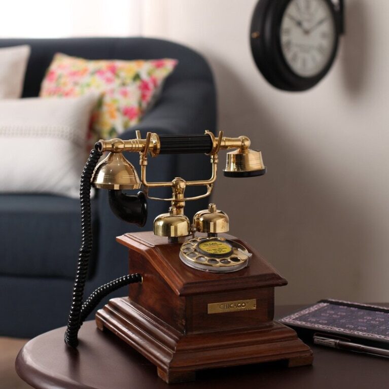 Retro Style Chicago Telephone